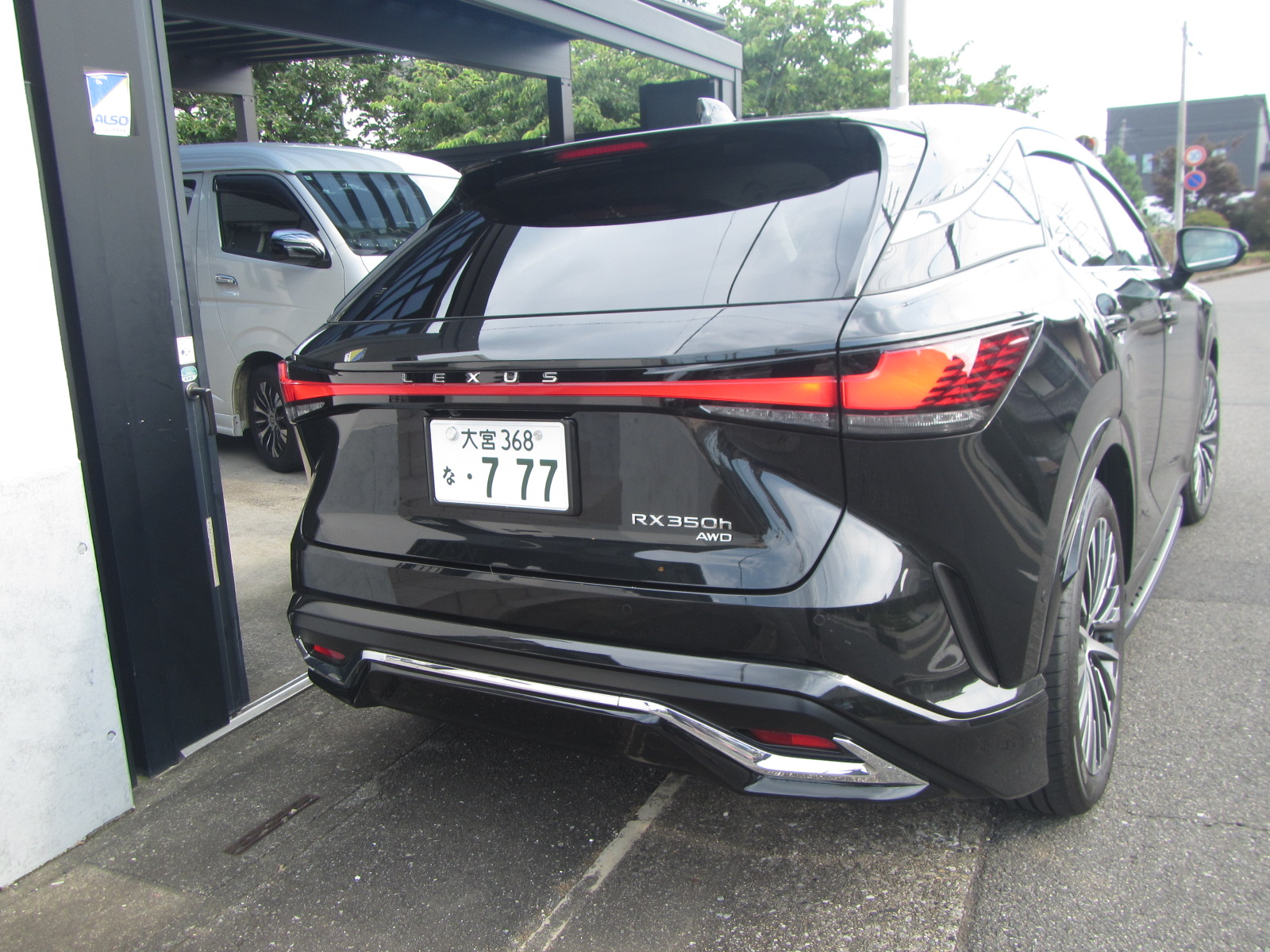 送迎車(後ろ)